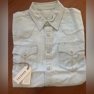 NWT Men’s Tecovas denim button down long sleeve shirt size medium
